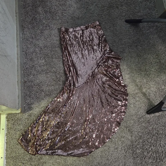 Glamorous Asymmetrical Sequin Skirt - Picture 2 of 4